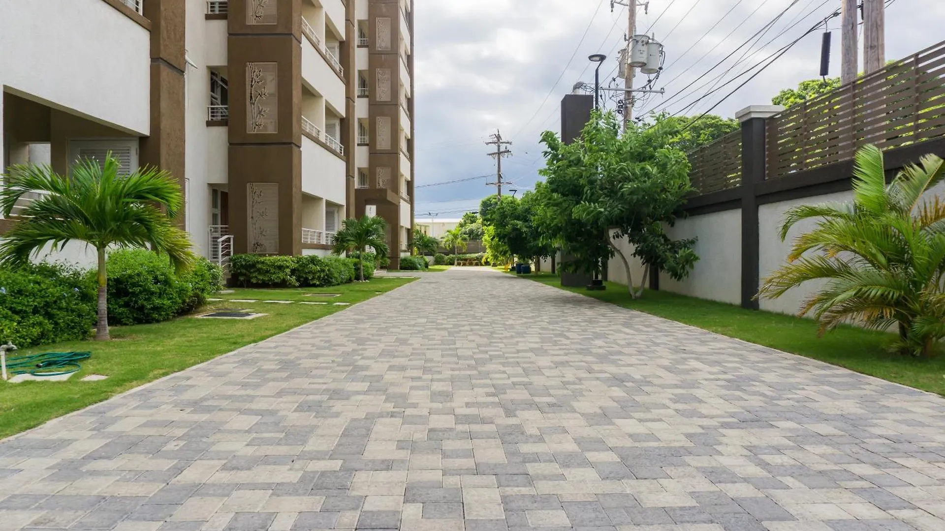 Secure One Bedroom Apartment In Ruthven A Gated Community In New Kingston Jamaica 0*,  Jamaica
